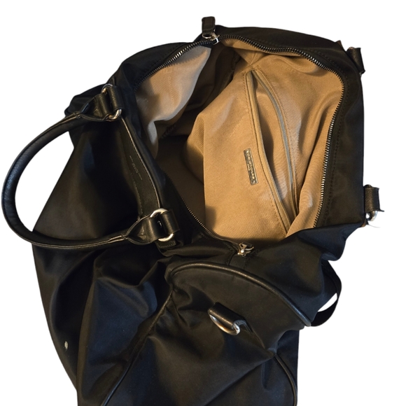 David Jones Paris Black Travel Bag - Picture 4 of 4